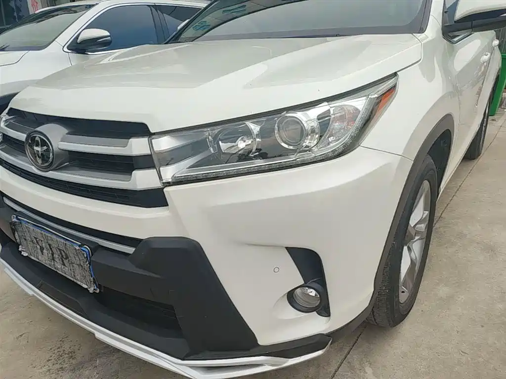 Toyota Highlander 2018 — фото 24