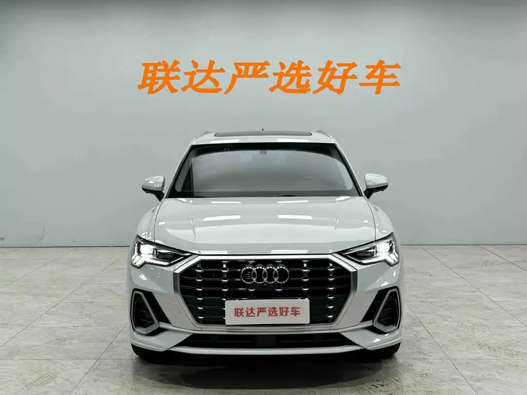 Audi Q3 2023 — фото 22
