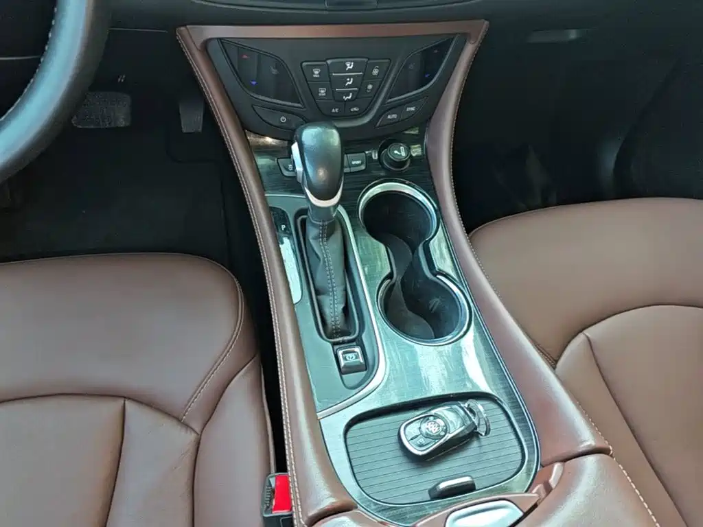 Buick Envision Plus 2019 — фото 14