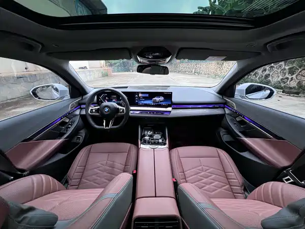 BMW 5 Series 2025
