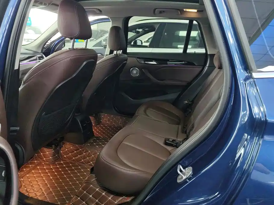 BMW X1 2022 — фото 11