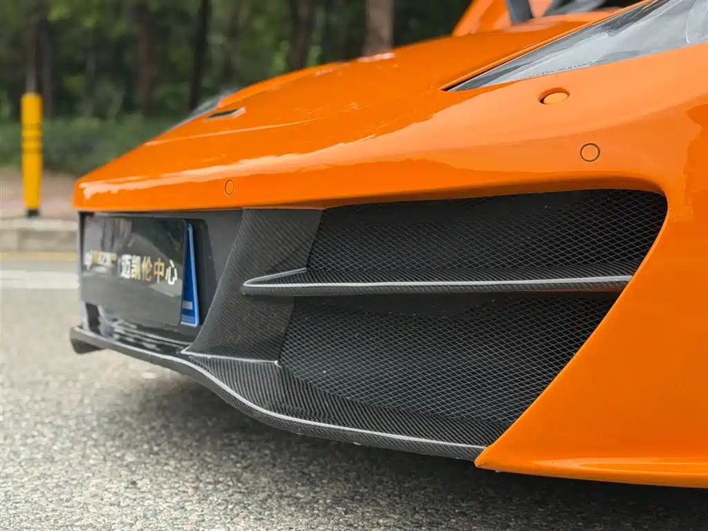 McLaren 12C 2013 — фото 24