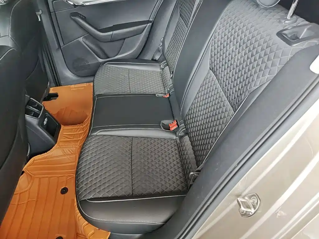 Skoda Octavia 2019 — фото 17