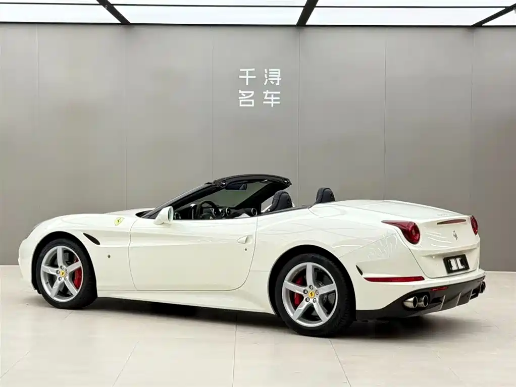 Ferrari California T 2016 — фото 14