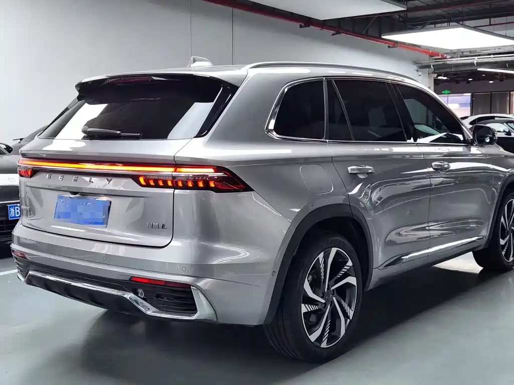 Geely Xingyue L 2023 — фото 13
