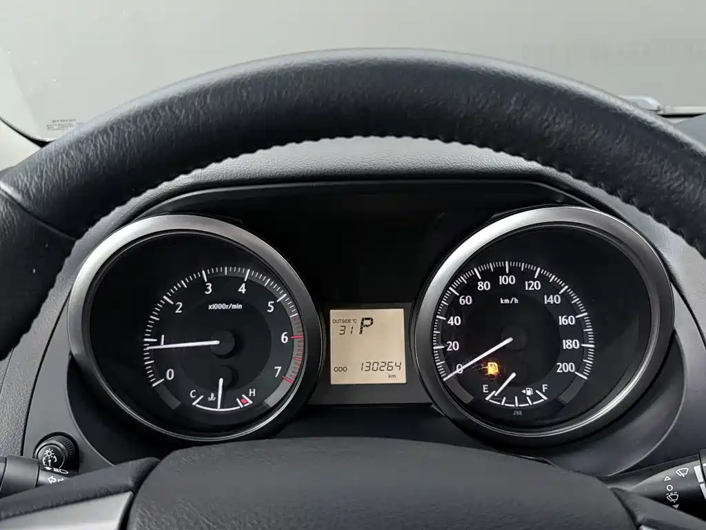 Toyota Prado 2017 — фото 15