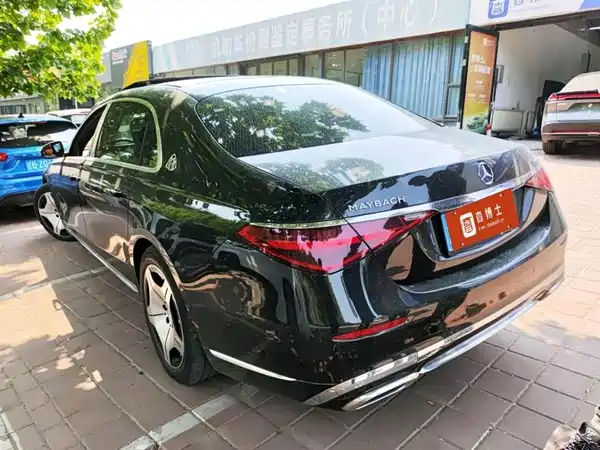 Mercedes-Benz Maybach S-Class 2023