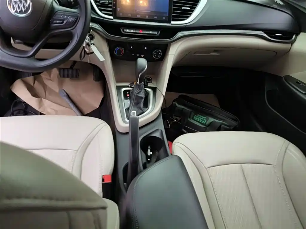 Buick Excelle 2017 — фото 14