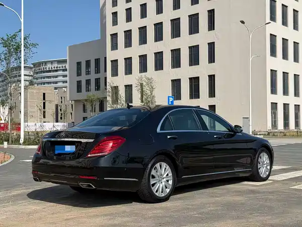 Mercedes-Benz S-Class 2015