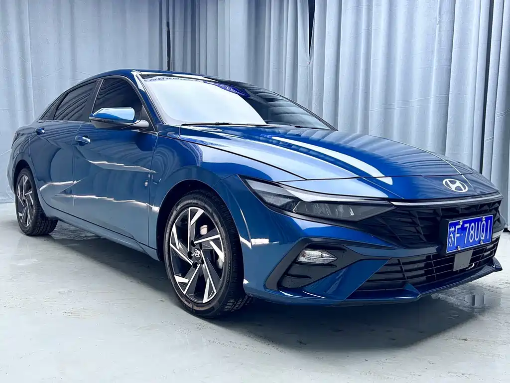 Hyundai Elantra 2023