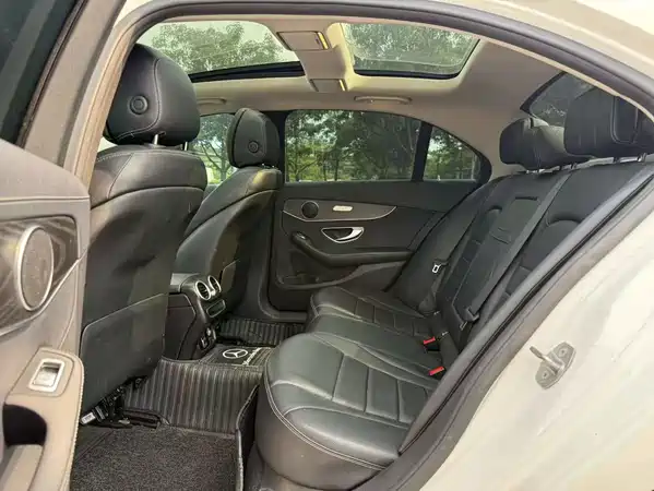 Mercedes-Benz C-Class 2021