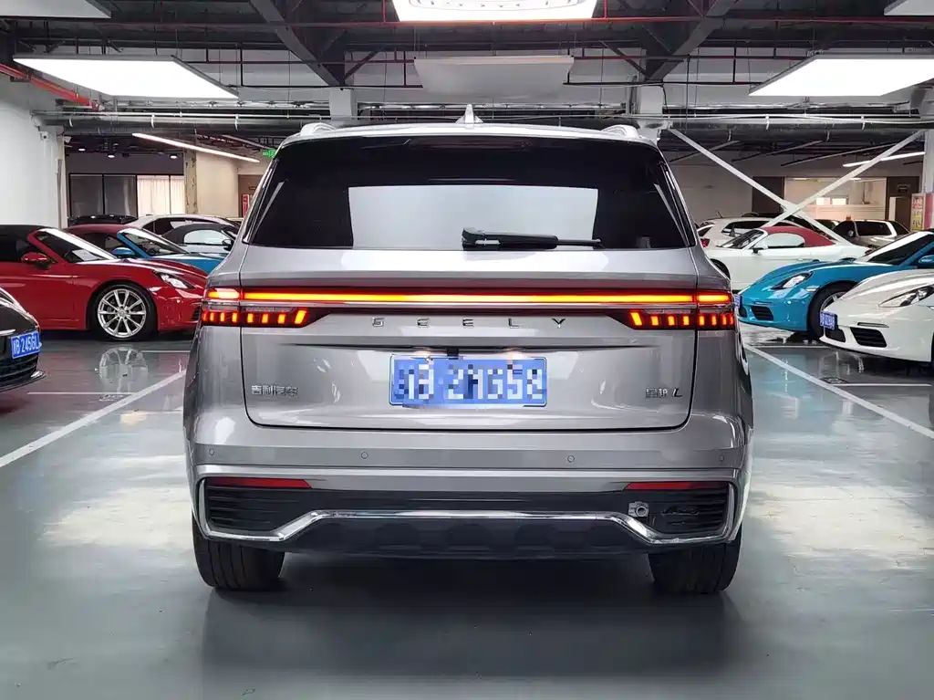 Geely Xingyue L 2023 — фото 12