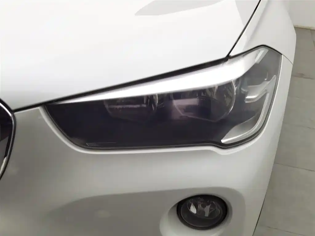 BMW X1 2017 — фото 7