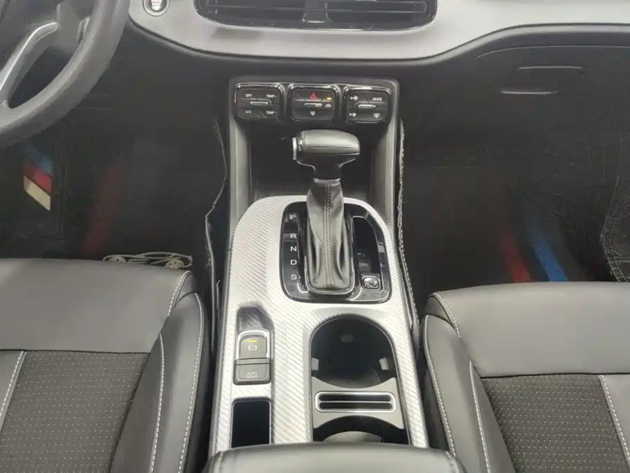 GAC Trumpchi GS3 2021 — фото 16