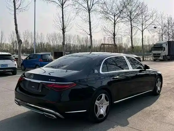 Mercedes-Benz Maybach S-Class 2023