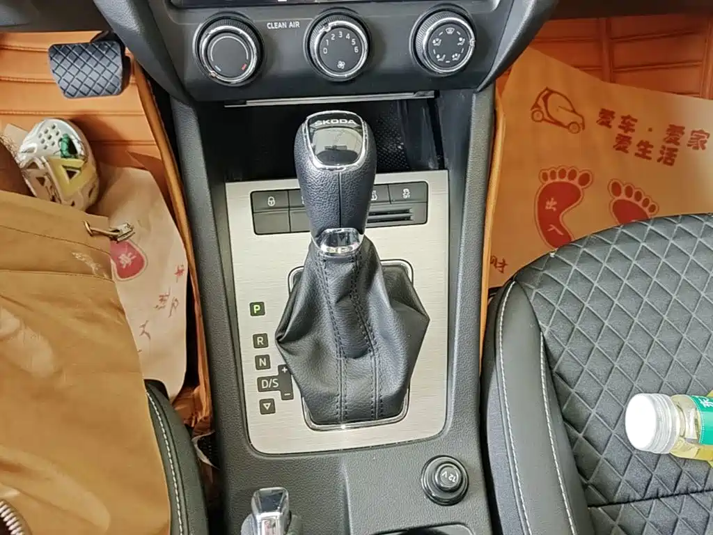 Skoda Octavia 2019 — фото 14