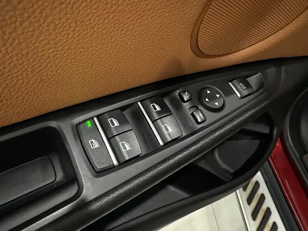 BMW X6 2016 — фото 9