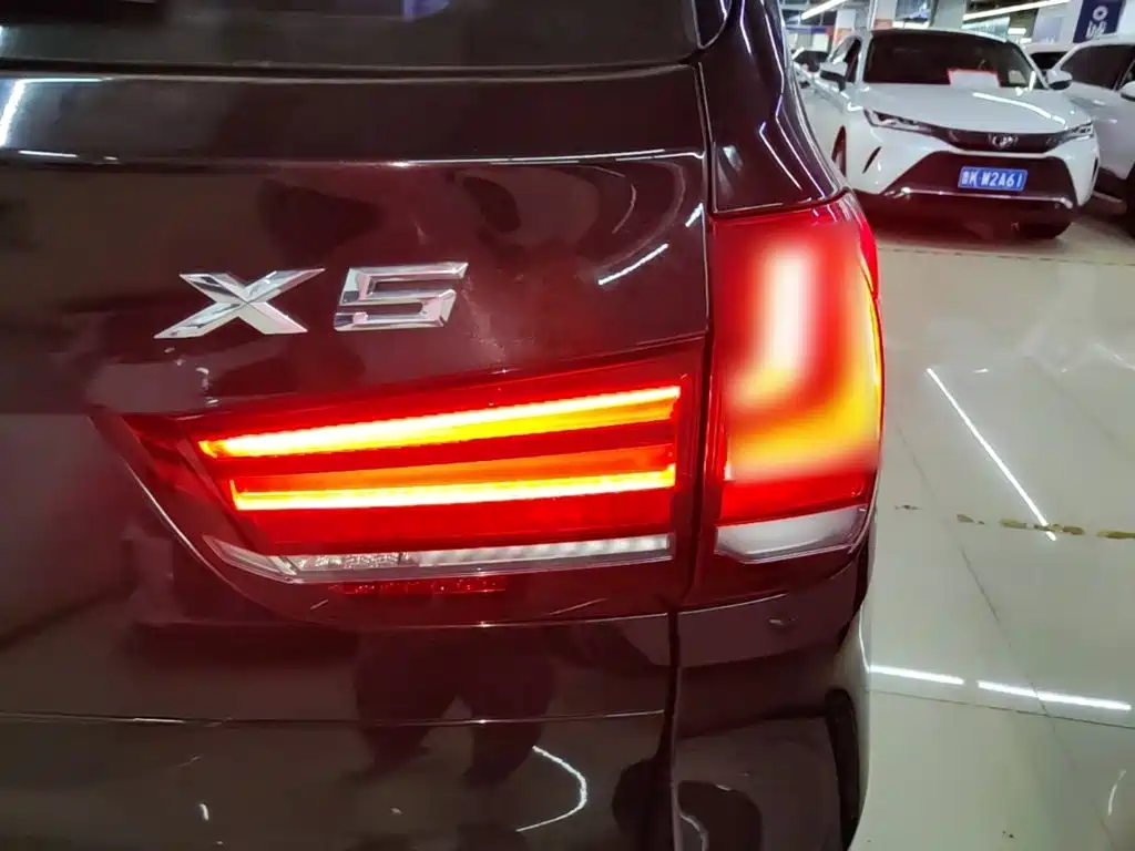 BMW X5 2015 — фото 8