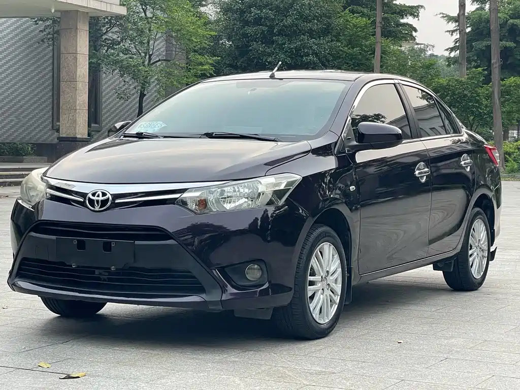Toyota Vios 2014 — фото 1