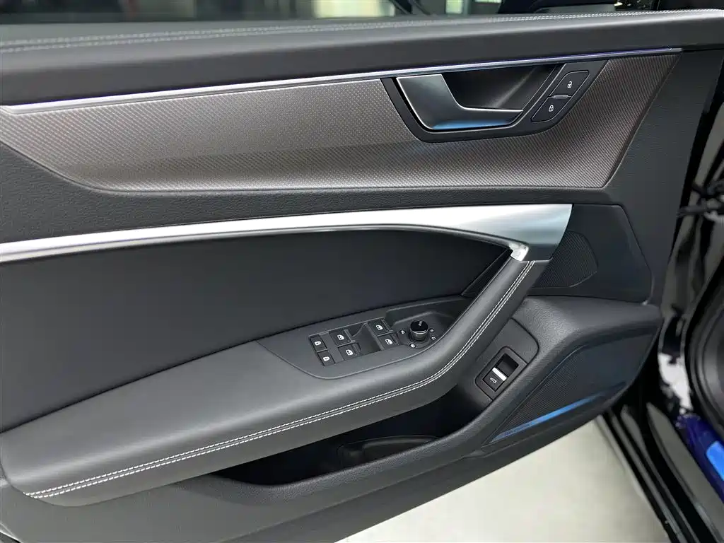 Audi A6L 2022 — фото 20