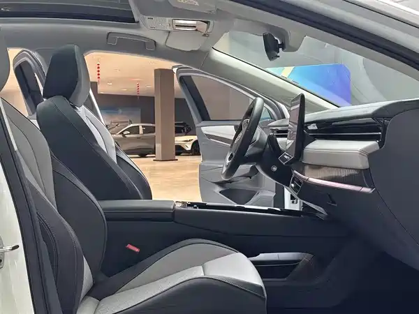 Volkswagen ID.7 VIZZION 2025