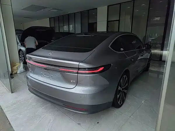 NIO ET7 2024