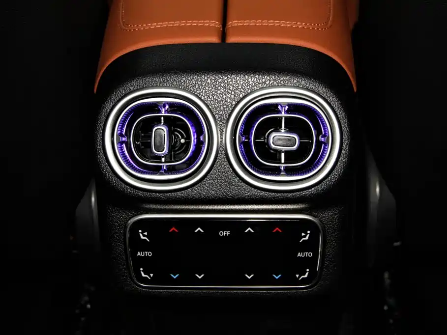 Mercedes-Benz GLC 2025 — фото 21