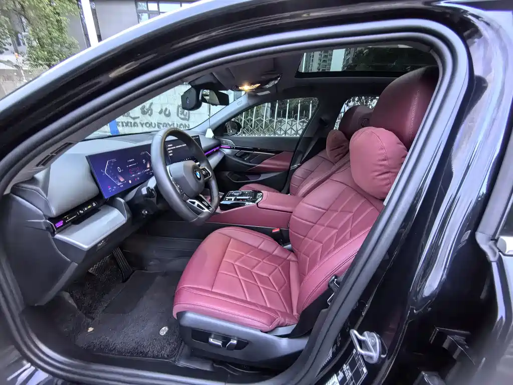 BMW 5 Series 2024