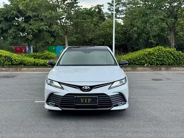 Toyota Camry 2021