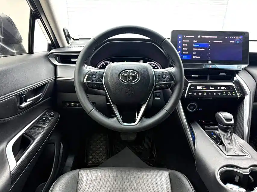 Toyota Venza 2023 — фото 6