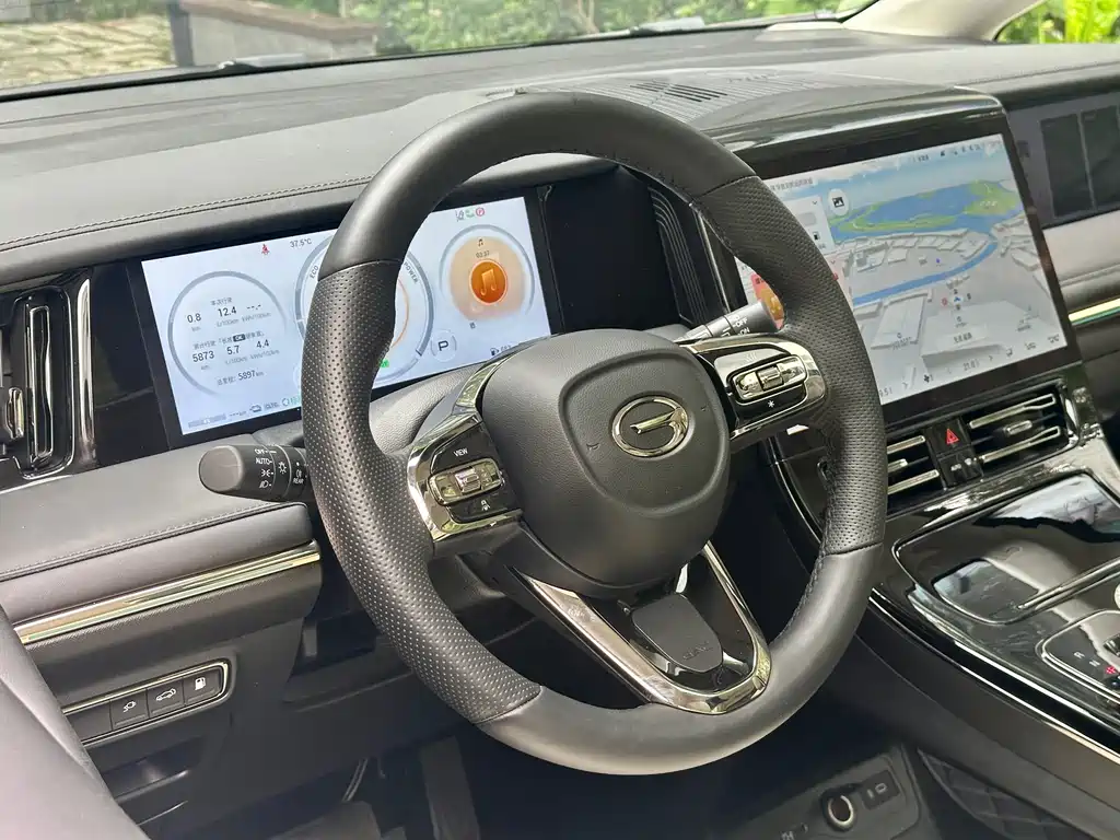 GAC Motor Trumpchi E9 2025 — фото 12