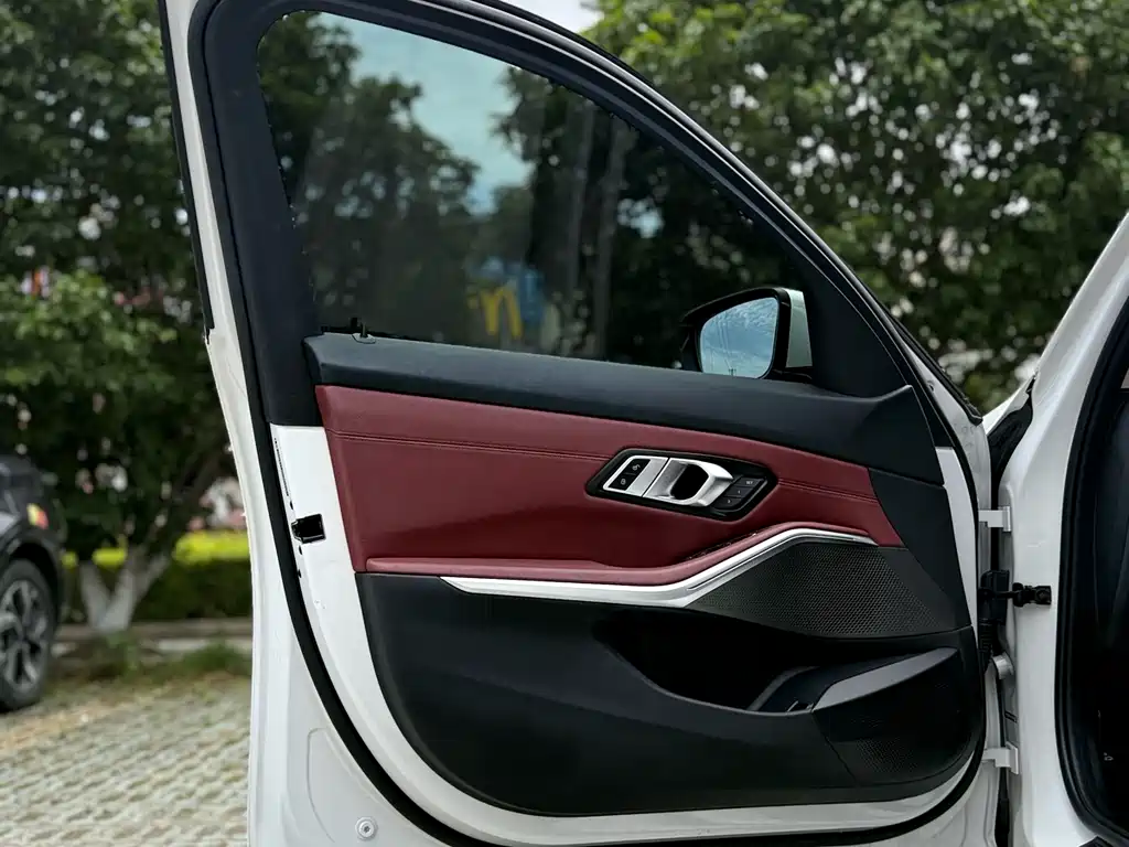 BMW i3 2023 — фото 9