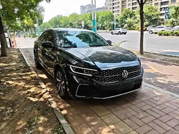 Volkswagen Passat 2022