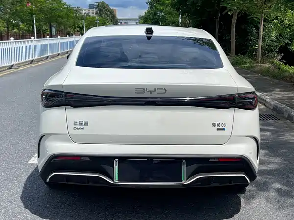BYD Seal 06 2025