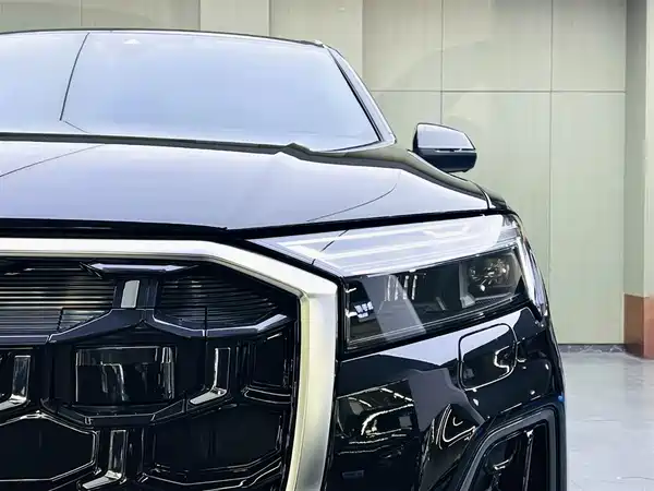 Audi Q7 2024