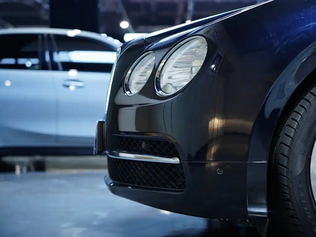 Bentley Flying Spur 2014 — фото 12