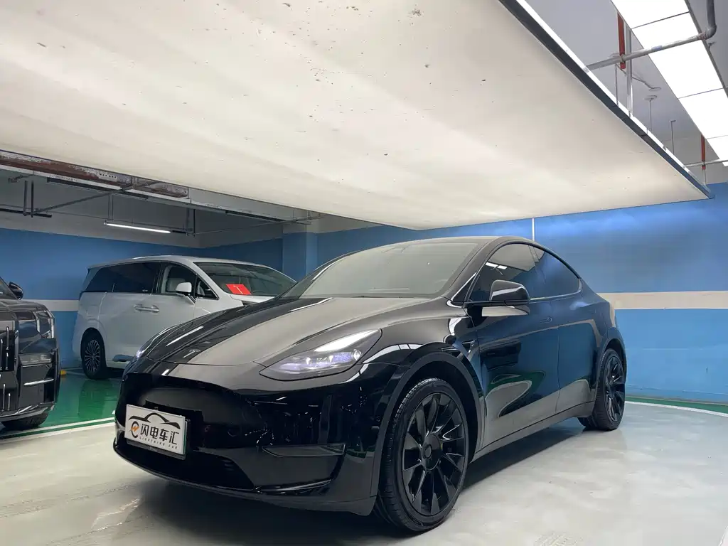 Tesla Model Y 2021 — фото 1
