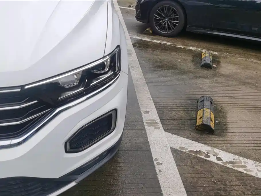 Volkswagen T-Roc 2021