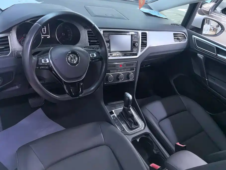 Volkswagen Golf Jialu 2019 — фото 12