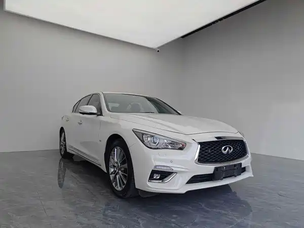 Infiniti Q50L 2018