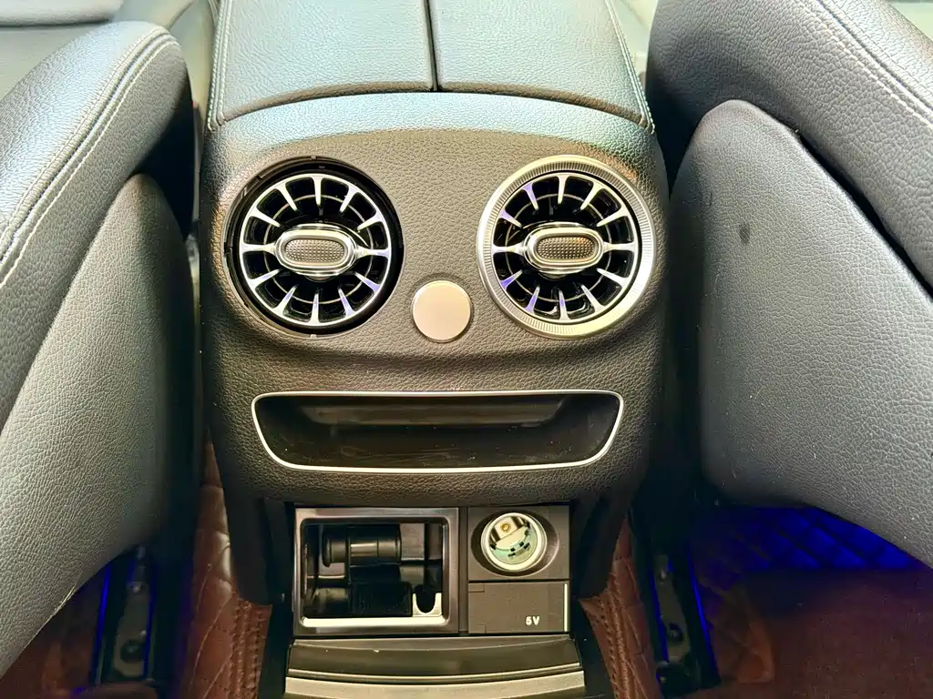 Mercedes-Benz C-Class 2019 — фото 14