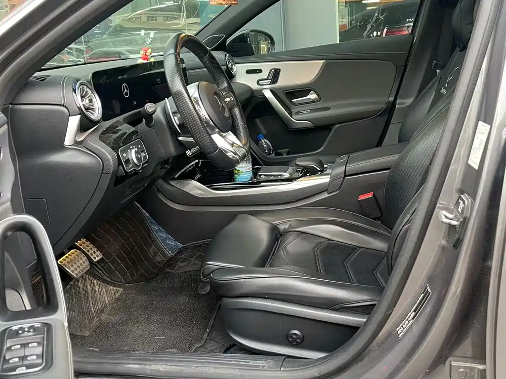 Mercedes-Benz A-Class AMG 2020 — фото 4