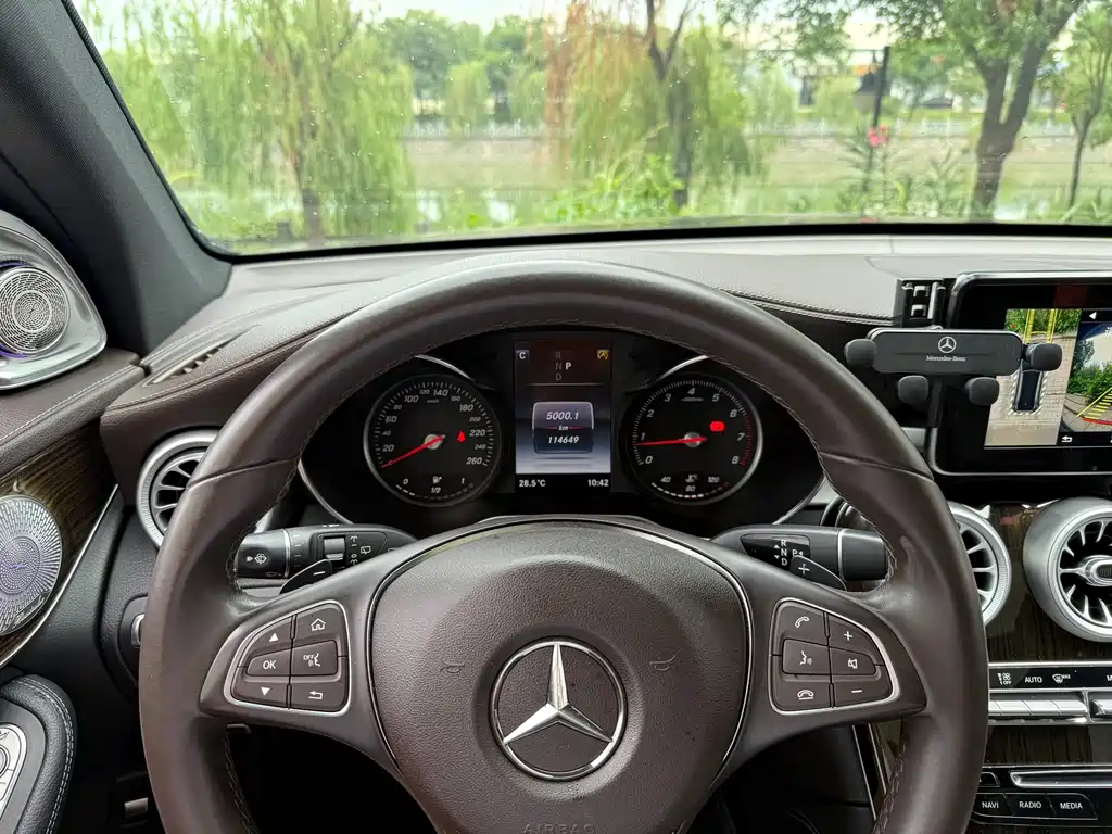 Mercedes-Benz GLC 2019 — фото 14