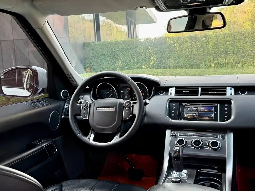 Land Rover Sport 2016 — фото 18