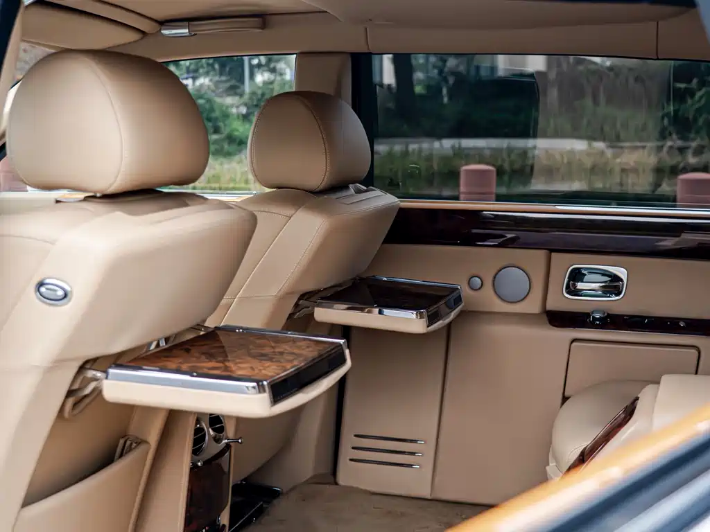 Rolls-Royce Phantom 2011 — фото 15