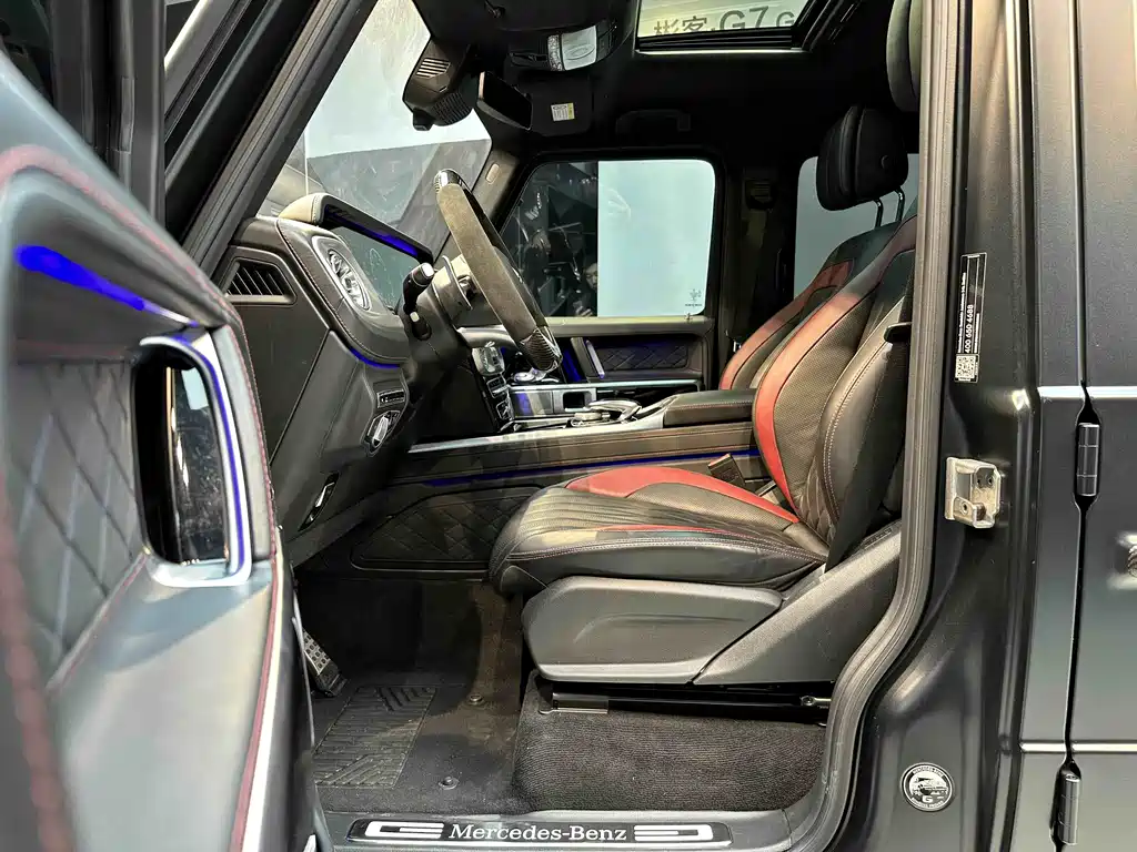Mercedes-Benz G-Class 2023 — фото 8
