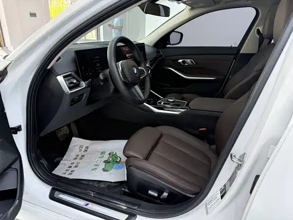 BMW 3 Series 2023