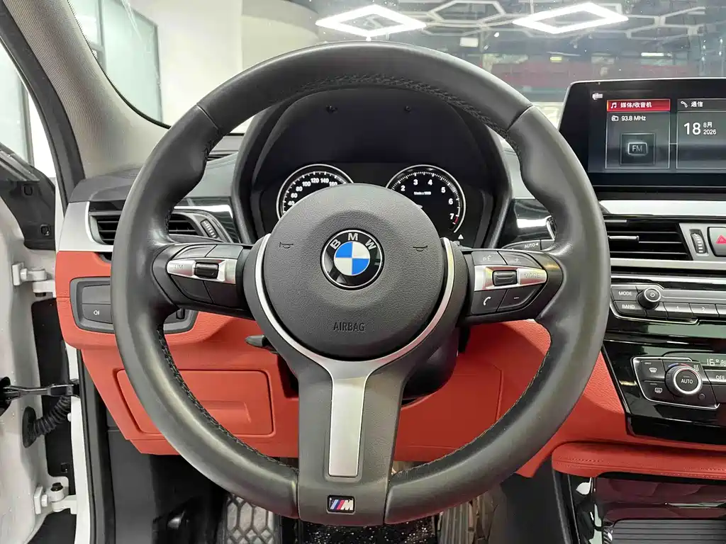 BMW X2 2021 — фото 13