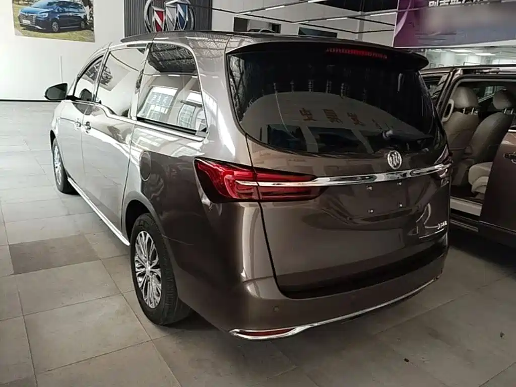 Buick GL8 2023