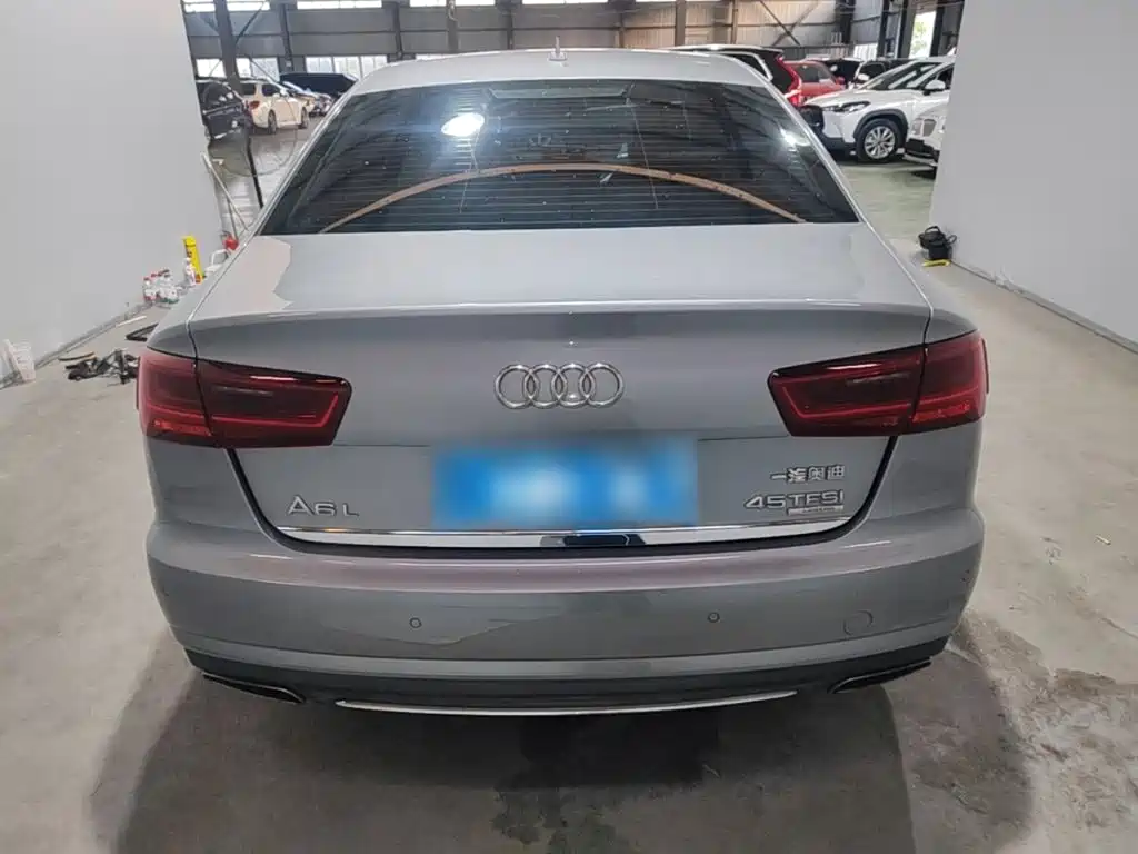 Audi A6L 2018